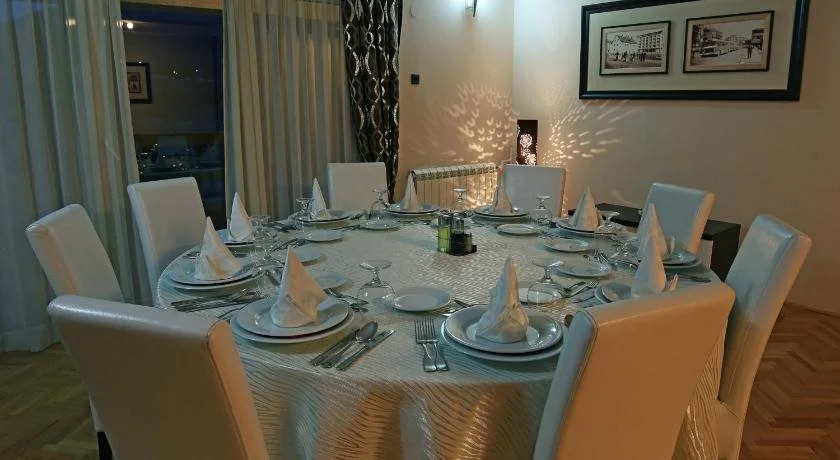 Jezero Hotel