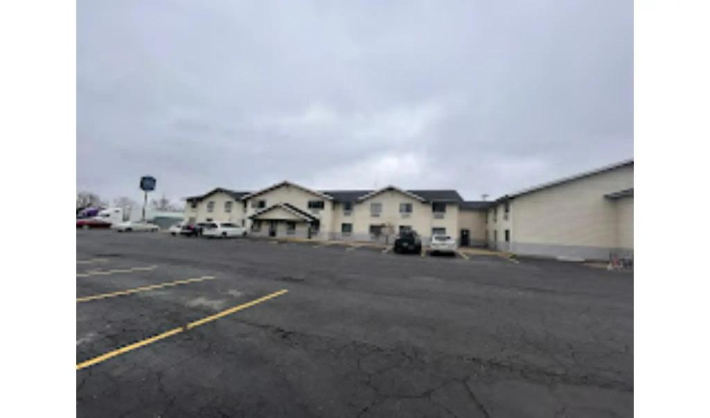 Coldwater Inn & Suites near I 69