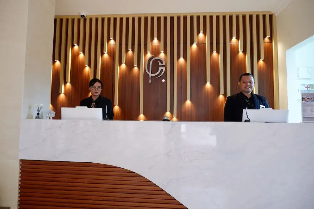 Point C Hotel