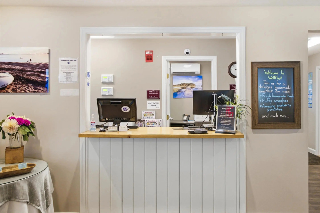 Wilder Inn South Wellfleet, Outset Collection by Hilton