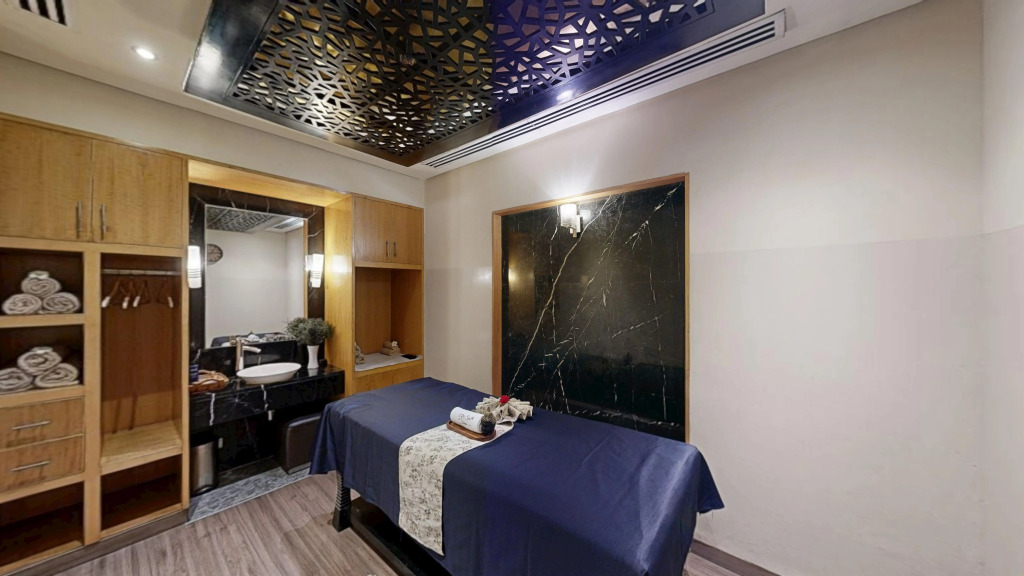 Radisson Blu Marina Hotel Connaught Place