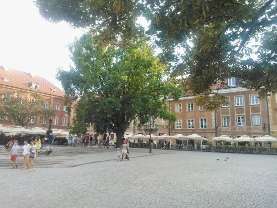Apartment Nowiniarska near the Old Town