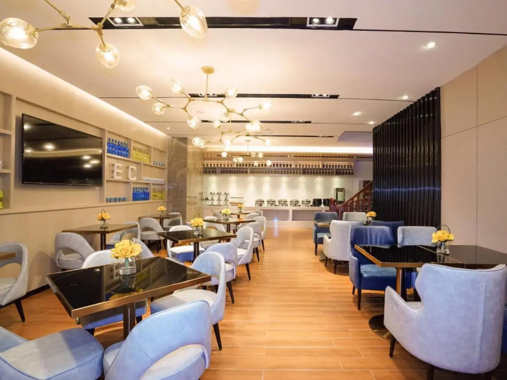 Echarm International Hotel Canton Tower Pazhou Convention and Exhibition Center Lujiang Metro Station Branch