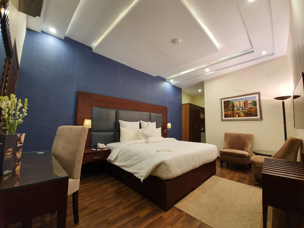 S Chalet Multan