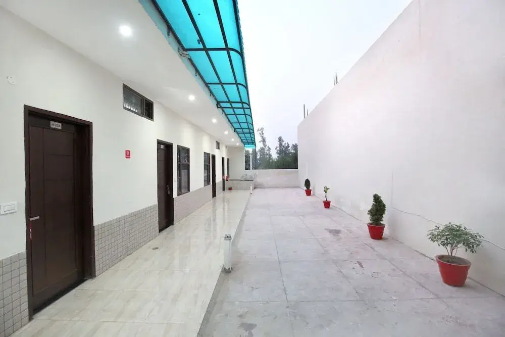 Satkar Hotel