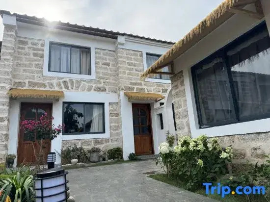 Weizhou Island Township Accommodation