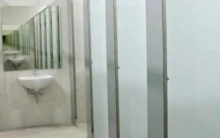 FixOn Capsule Hotel