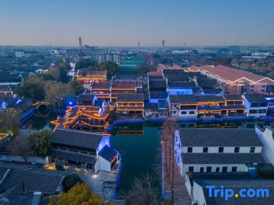 The Fallen Flower Old House - Luxurious Garden Suites in Jiangnan Courtyard Style
