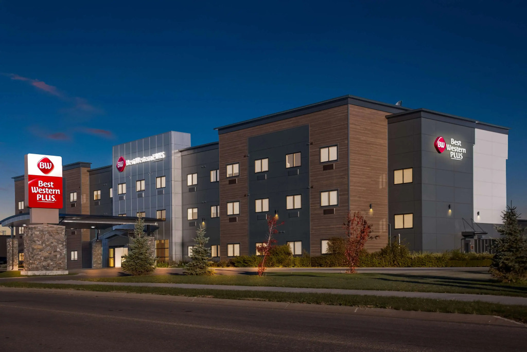 Best Western Plus Winkler