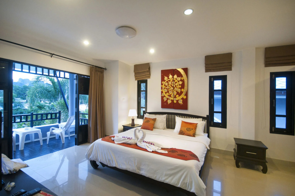 Baan Santhiya Villa 2