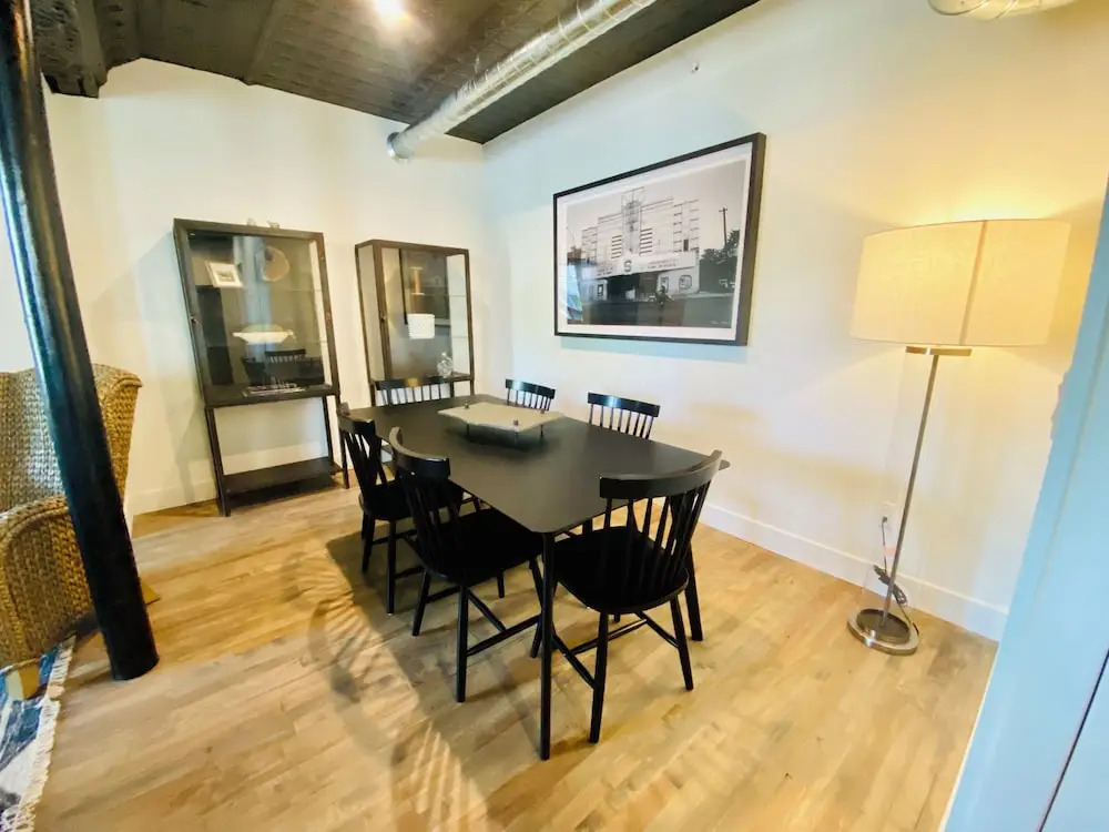 Unit A, The Kroger Lofts