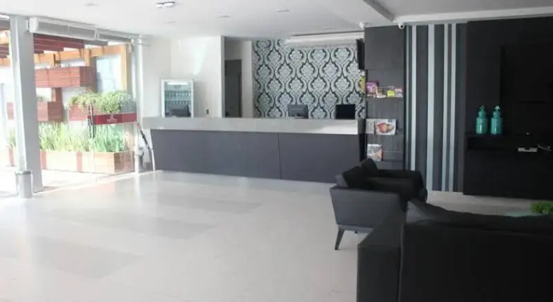 Pratti Hotel
