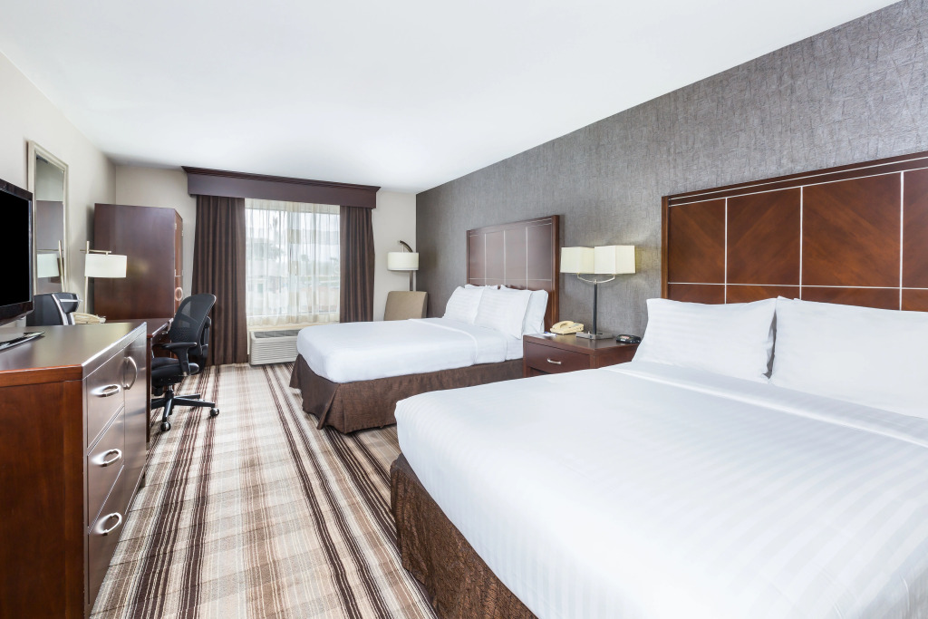 Holiday Inn Express San Diego - Sea World Area by IHG