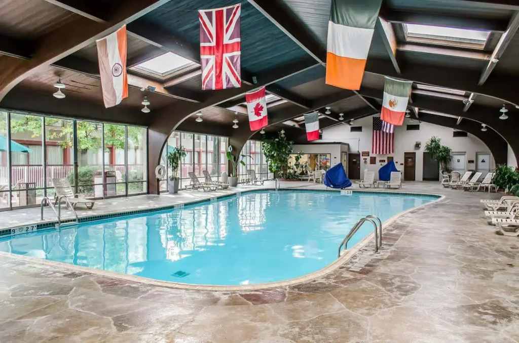 Norwood Inn Hudson - Akron North