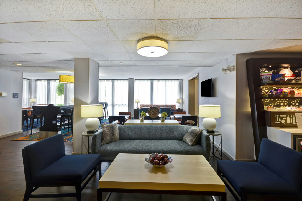 Hampton Inn Detroit Madison Heights South Troy