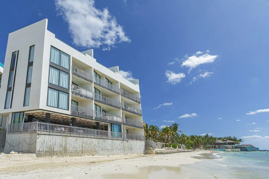 It Beach Condo
