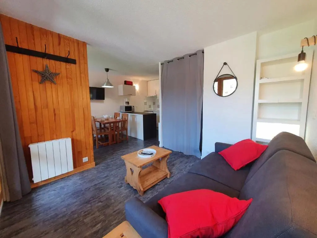 Appartement La Plagne, 1 pièce, 4 personnes - FR-1-353-62