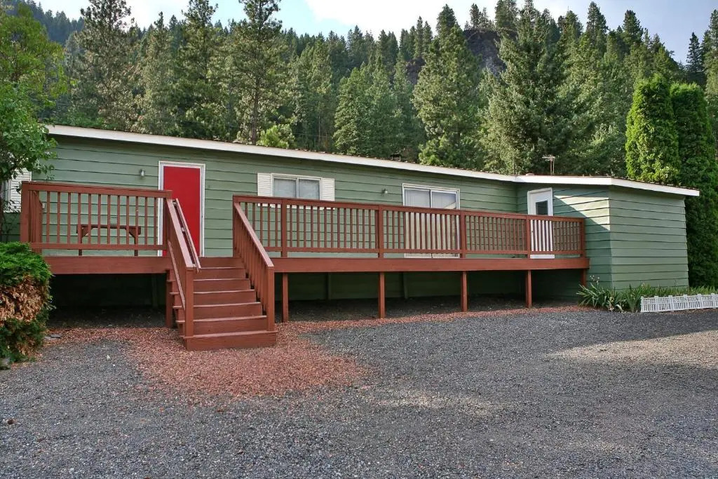 Huckleberry Cabin