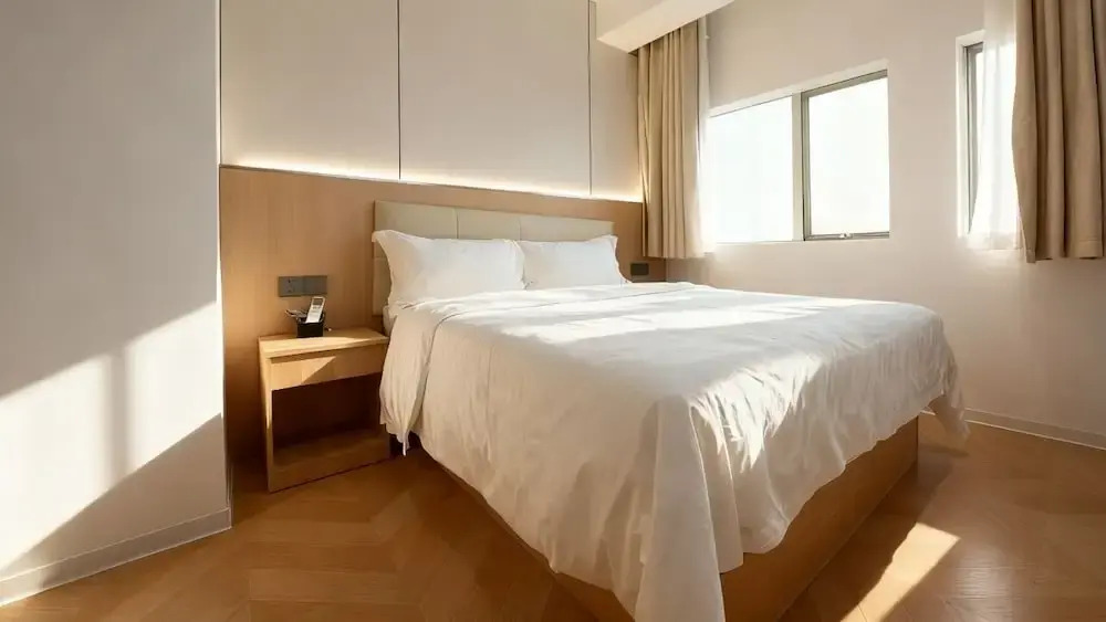 Paxin High-Altitude City View Apartment