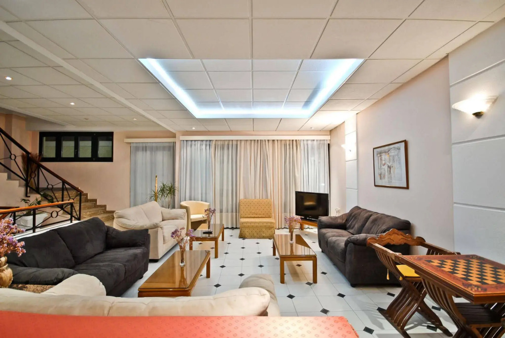 Hotel Coronis