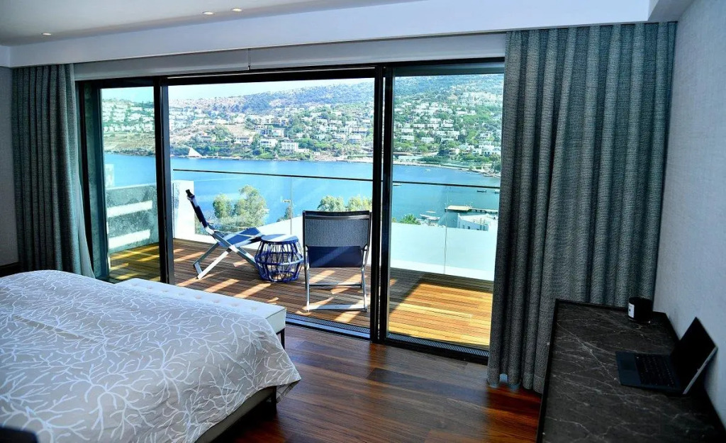 Mare Deluxe Residences & Villas