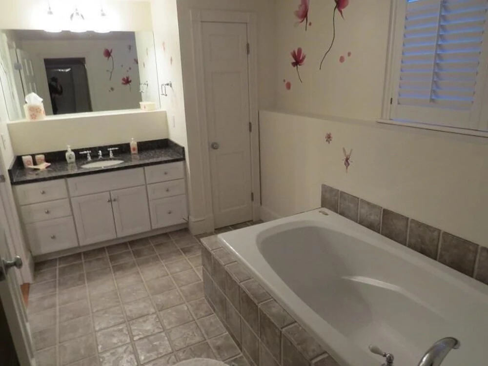 41 Mooncussers Lane - Five Bedroom House