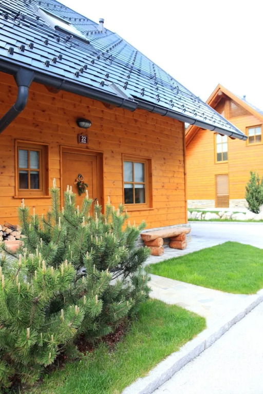 Kronau Chalet Resort