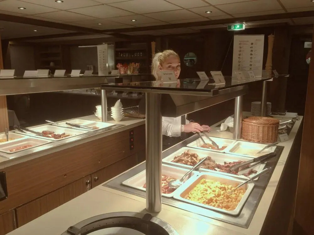 Select MS Charles Dickens - Düsseldorf