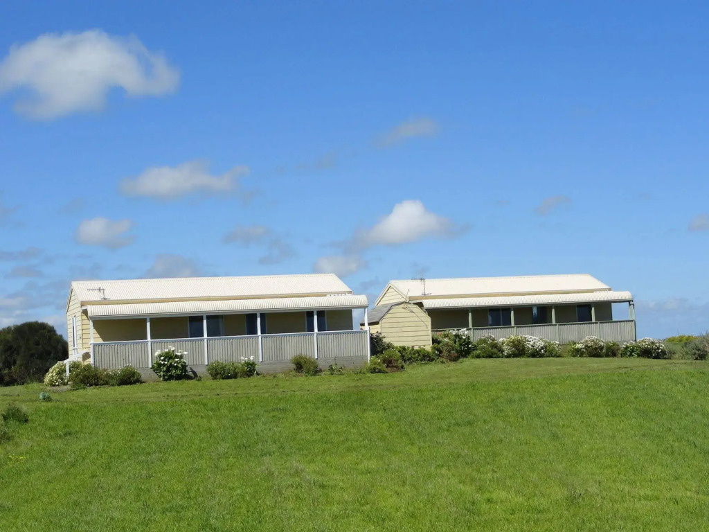 High View Family Cottages