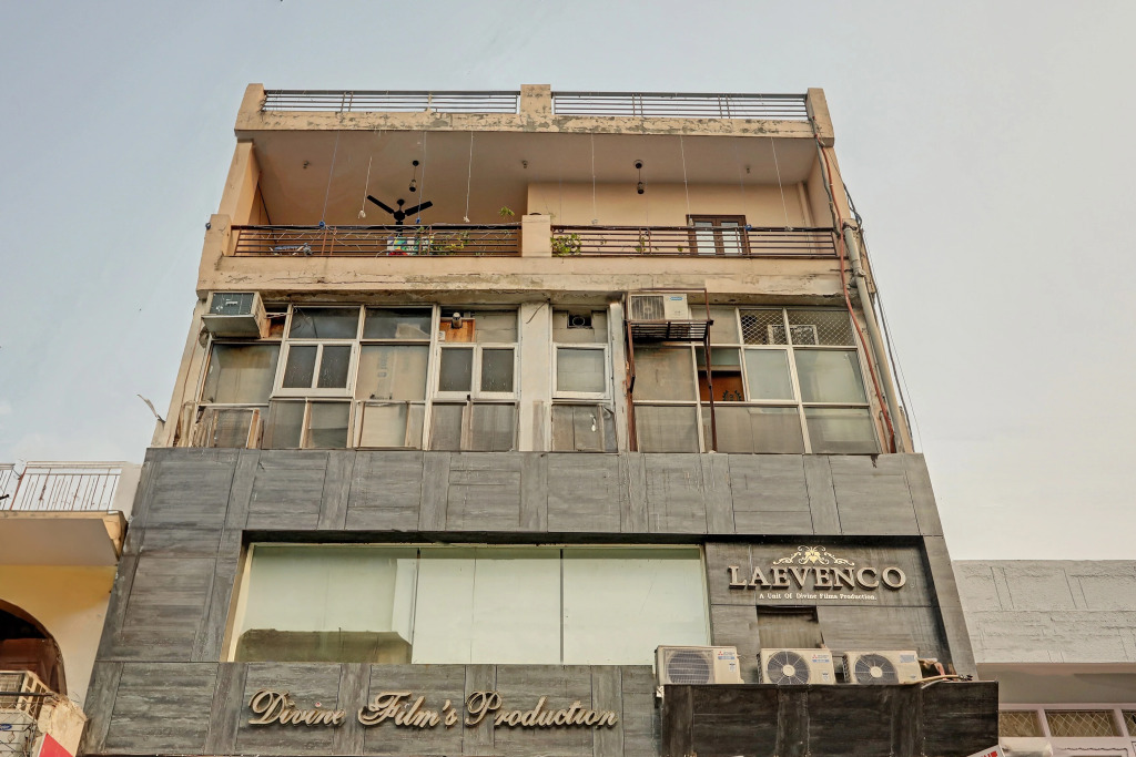 Hotel O Kanak palace