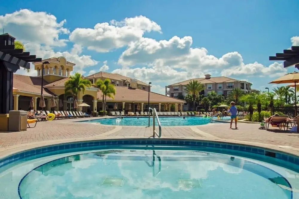 Spacious and Modern Townhome! Close to Attractions and Conventions Center! 3vc5014-10