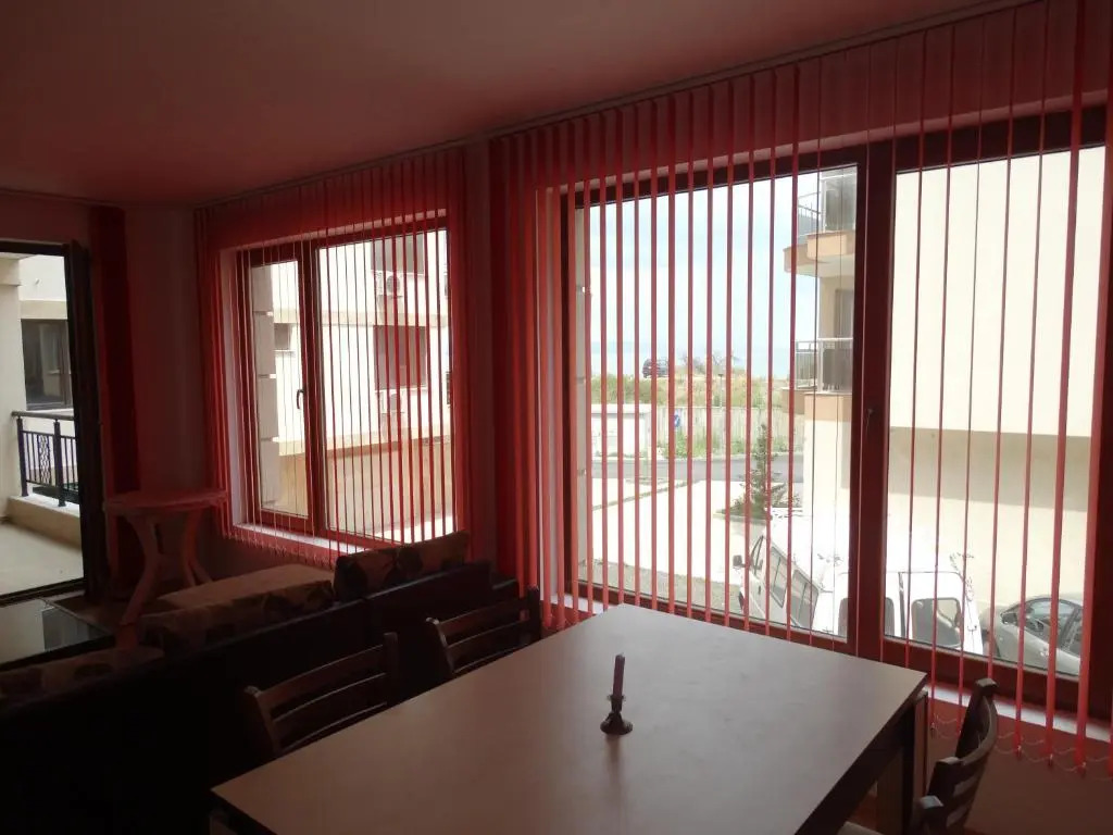Flat Lora Pomorie