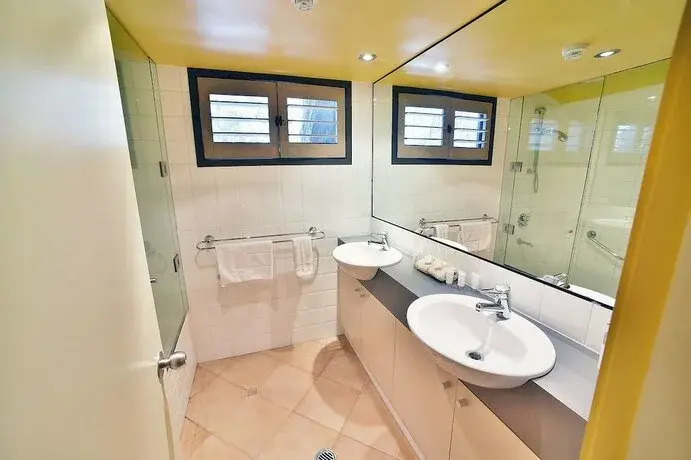 Villa kameni Cvit
