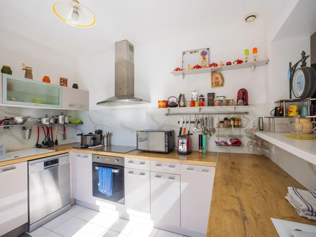 Villa in Vidauban with Pool and BBQ Terrace