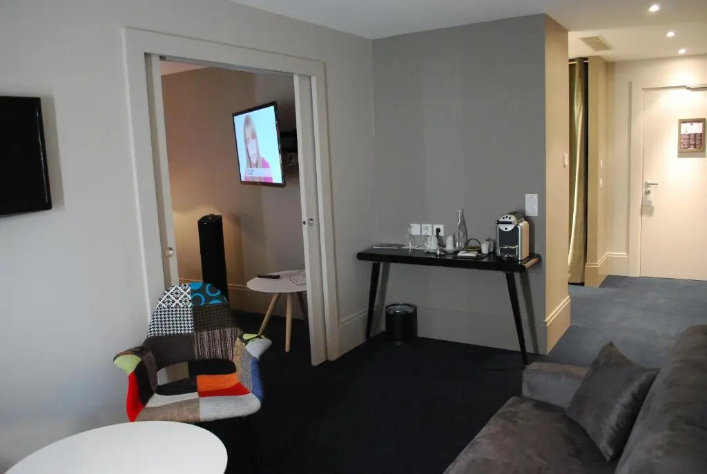 Hotel le Cinq Hyper - Centre