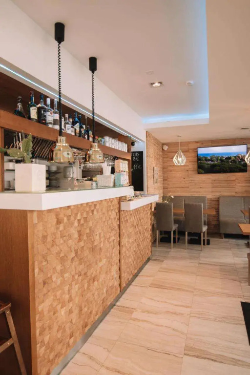 Merepargi ApartHotel & Cafe