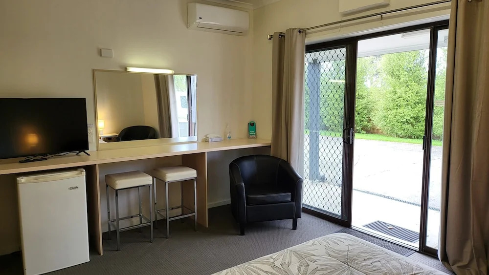 KooWeeRup Motel