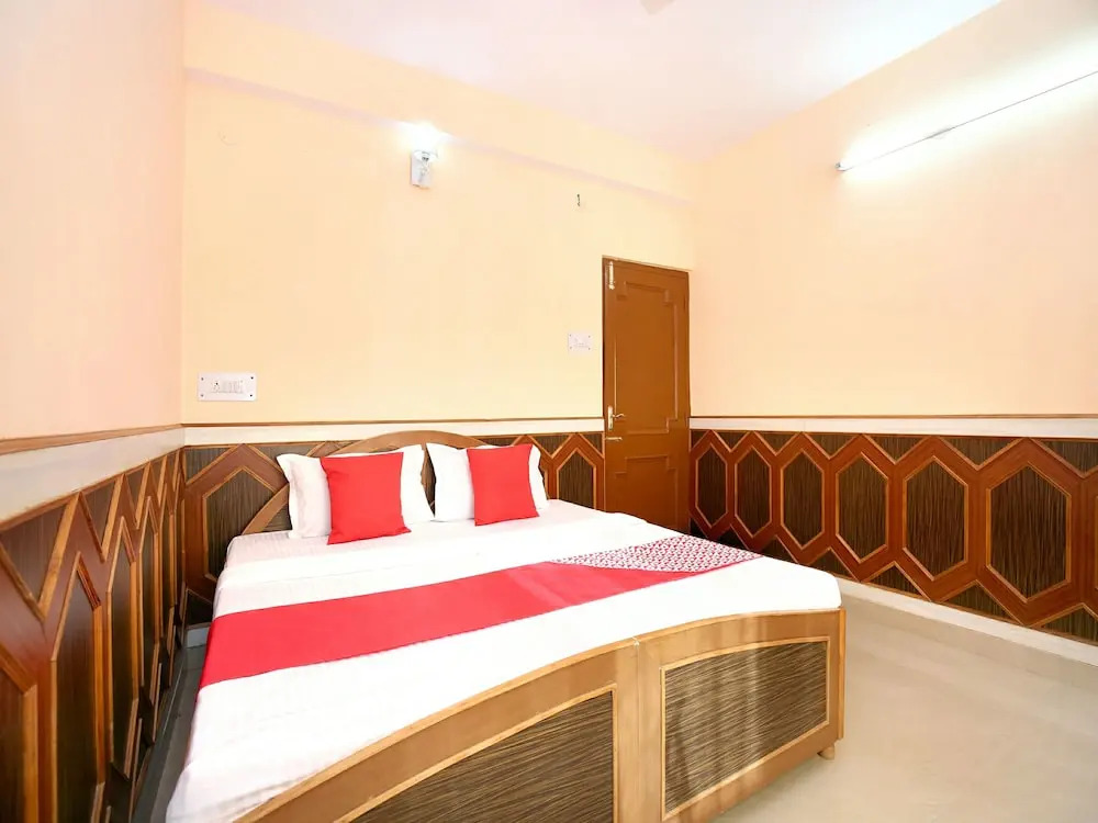 OYO 12719 Home 1RK Hill Top Bharari