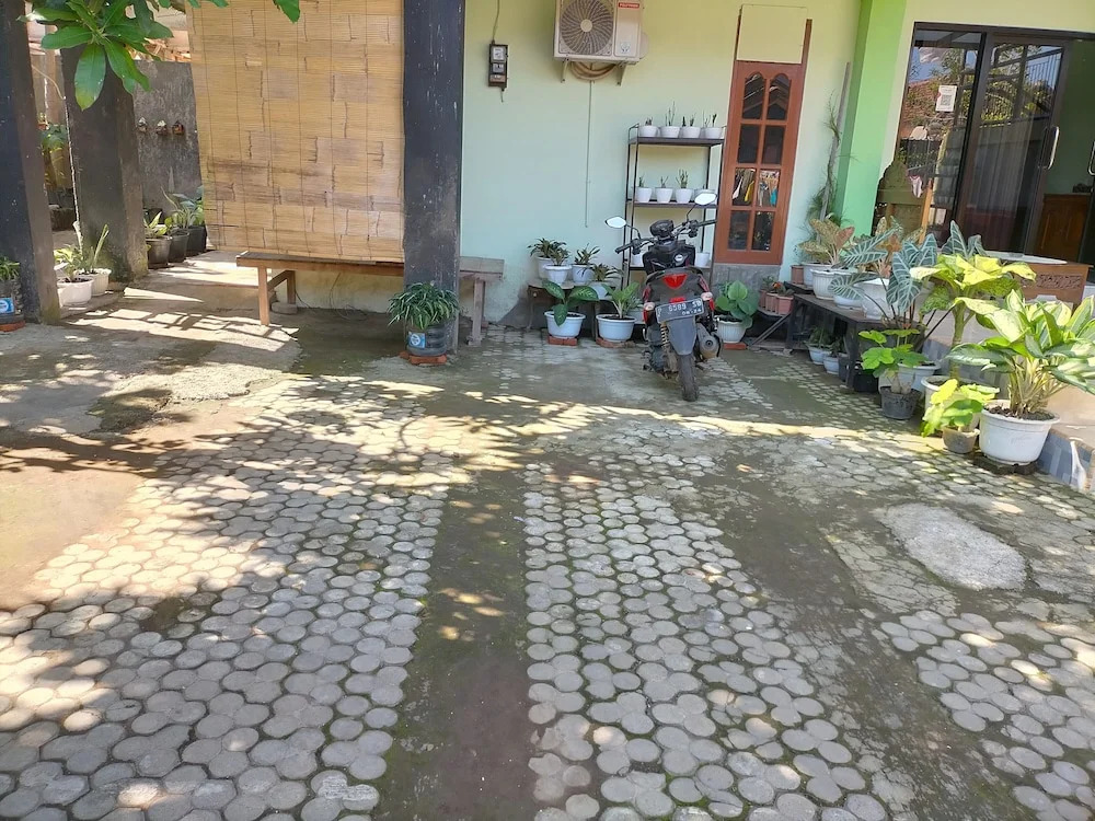 Cheap Inn Banyuwangi