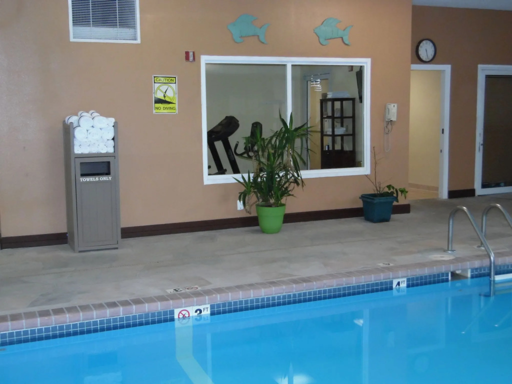 Best Western Teal Lake Inn