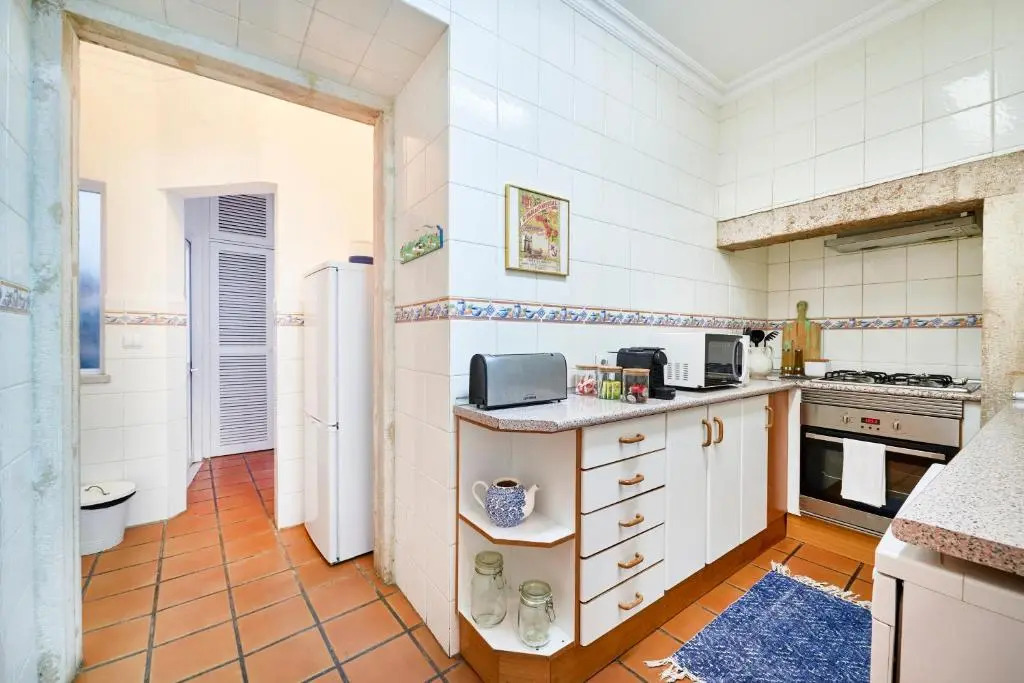 Lisbon Bairro Alto Apartments Free Parking