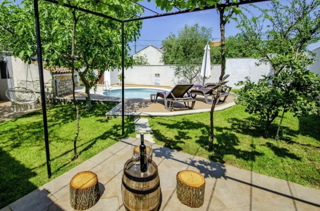 Villa Rosana in Muntić - Haus für 4-5 Personen