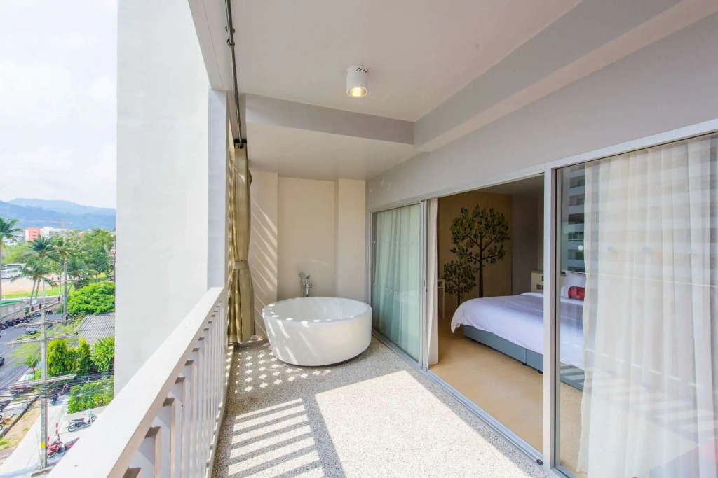 Ramada by Wyndham Phuket Patong