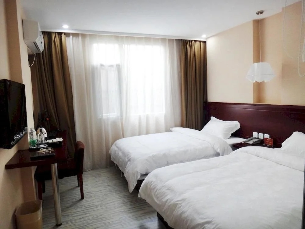 Kuenming Memory Hotel Group