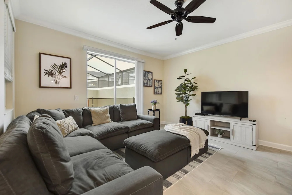 Barefoot Breeze - Storey Lake By Shine Villas #833