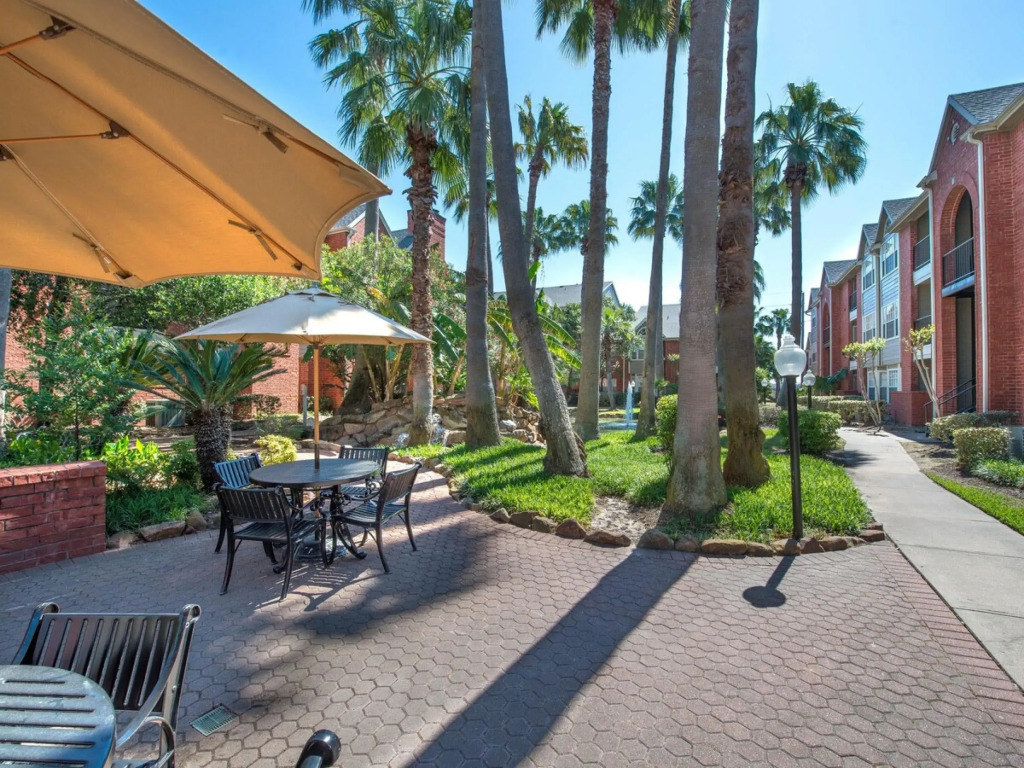 Medical Center 2BR With Resort Amenities