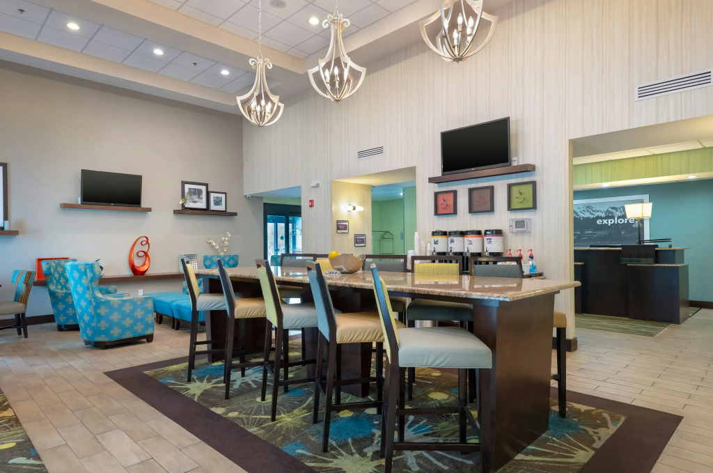 Hampton Inn and Suites Adairsville/Calhoun Area