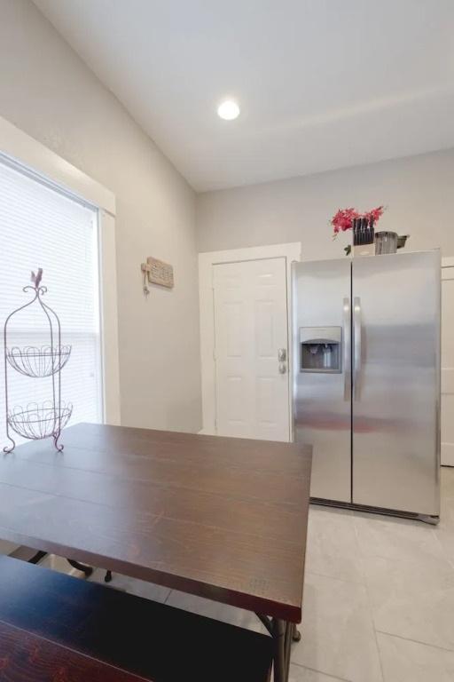 Laurel Coral-Sleeps 5-Studio