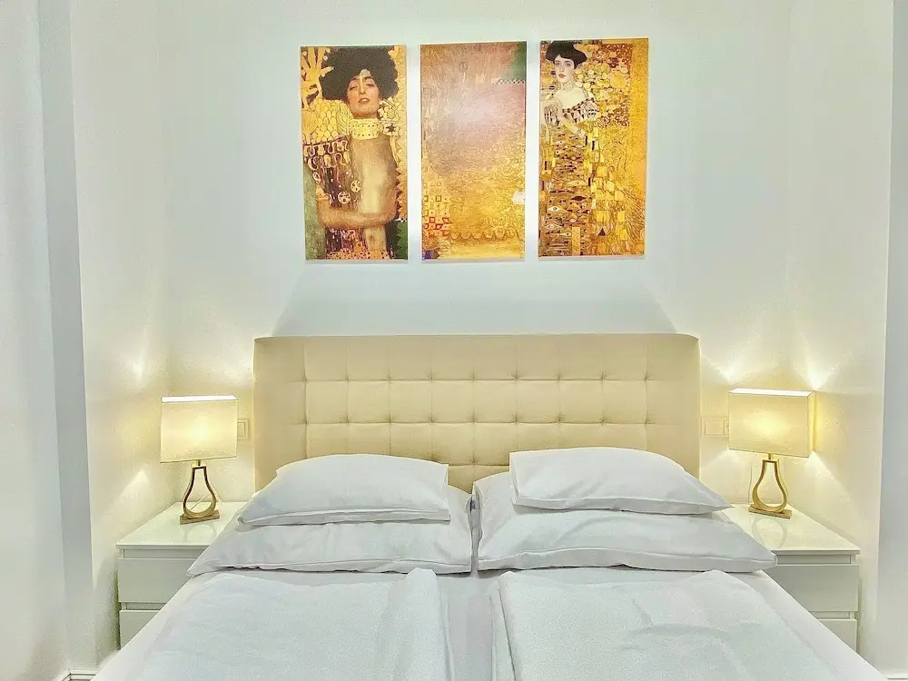 Vienna International Living