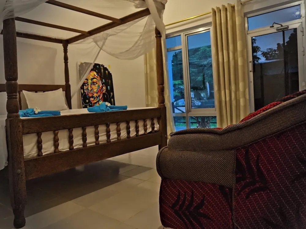 Cocolala Beach House